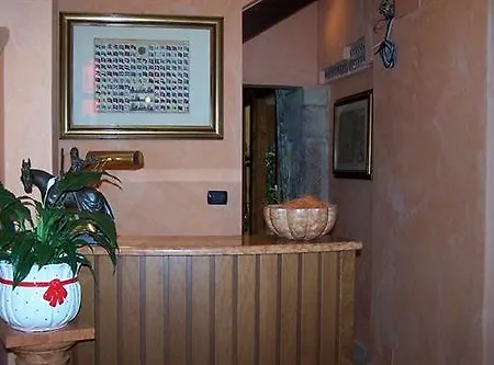 Cavour 2* Верона