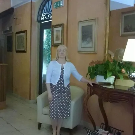 Cavour 2* Верона