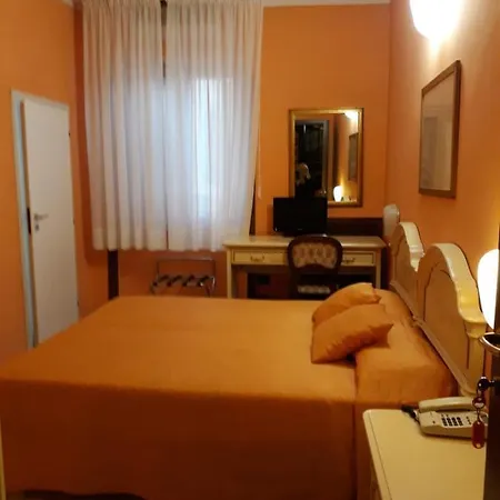 Cavour Hotel Verona