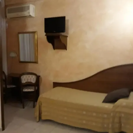 Cavour Hotel Verona