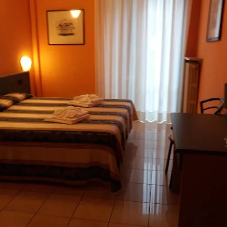 Cavour Hotel 2*