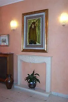 Отель Cavour