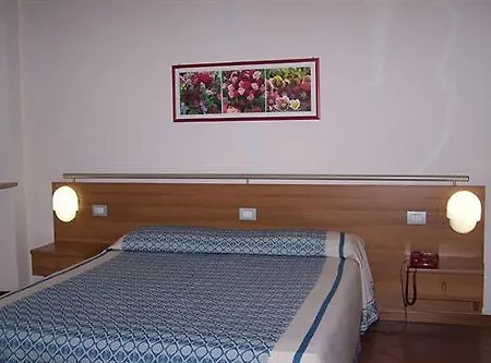 Cavour Верона
