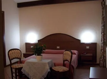 Cavour 2* Верона