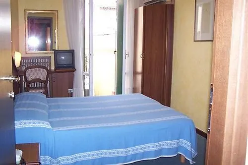 فندق Cavour فيرونا