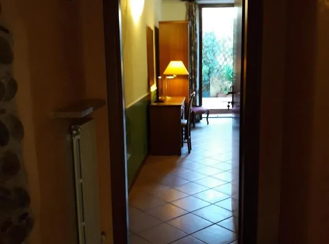 Cavour 2* فيرونا